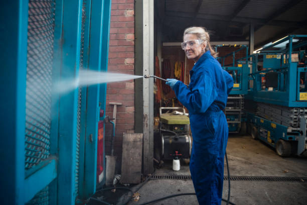 Best Building Exterior Pressure Washing in Thousand Oaks, CA